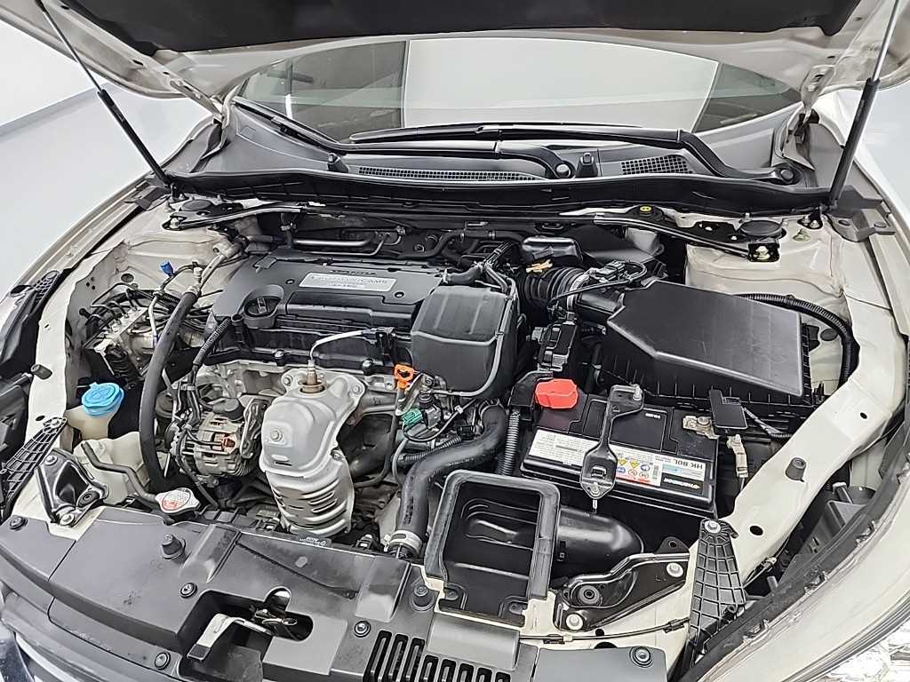 Honda Accord - Vista 5