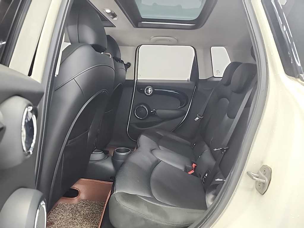 Mini Cooper - Vista 12