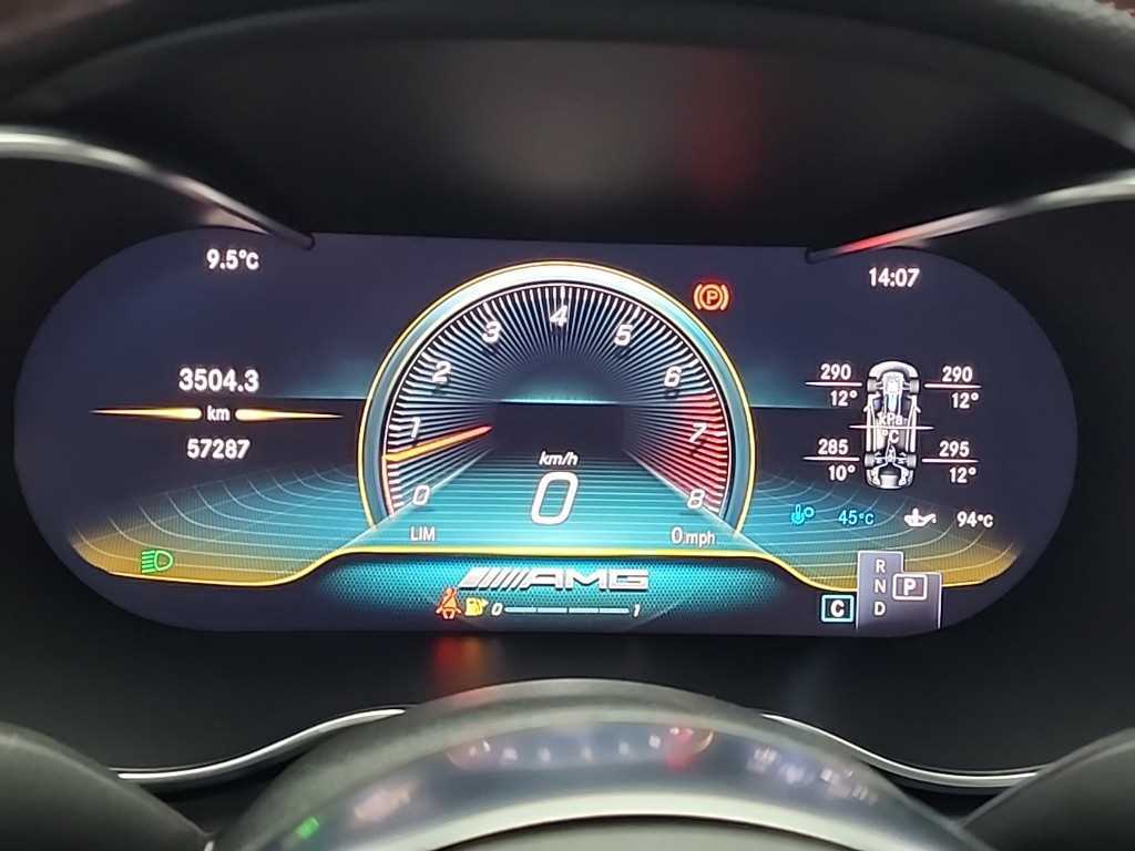 Mercedes Benz C Class - Vista 6