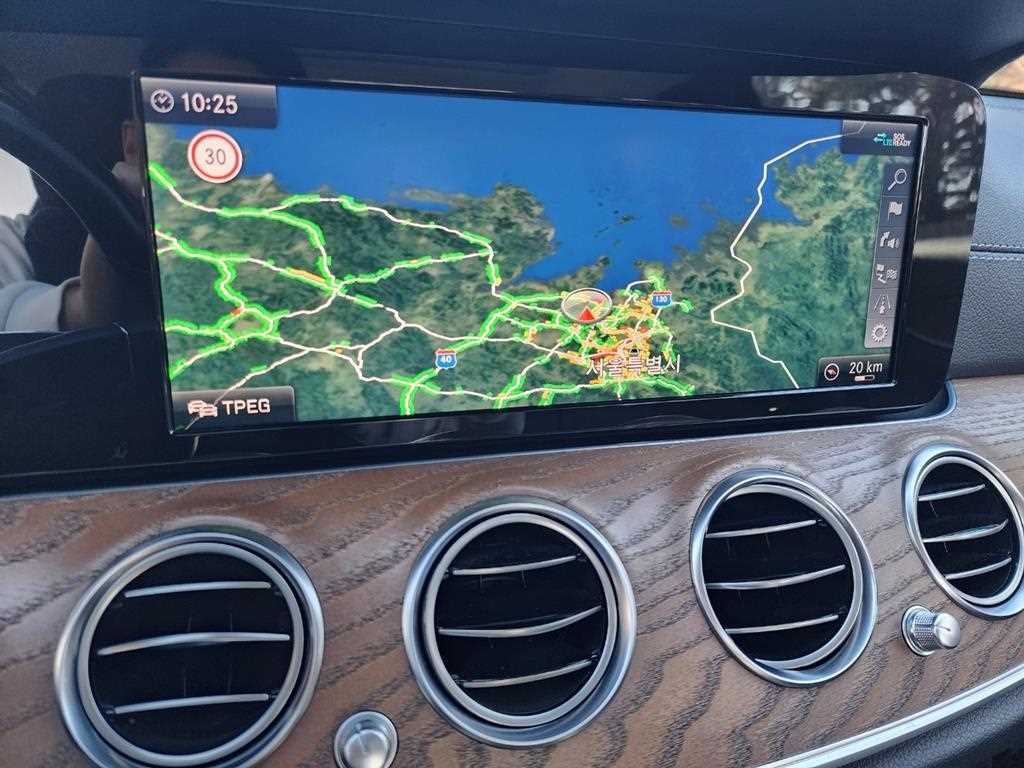 Mercedes Benz E class 2020 Negro - Importación desde Corea - HF Imports Iquique - Foto 13