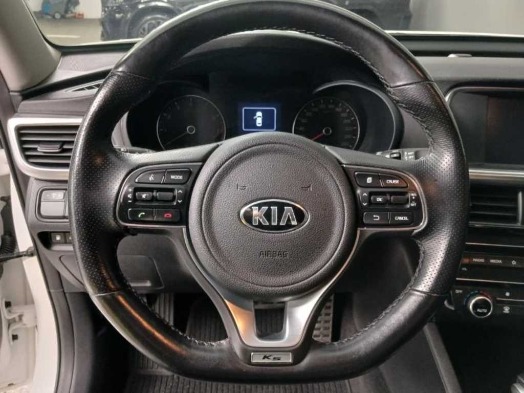 KIA K5 - Vista 11