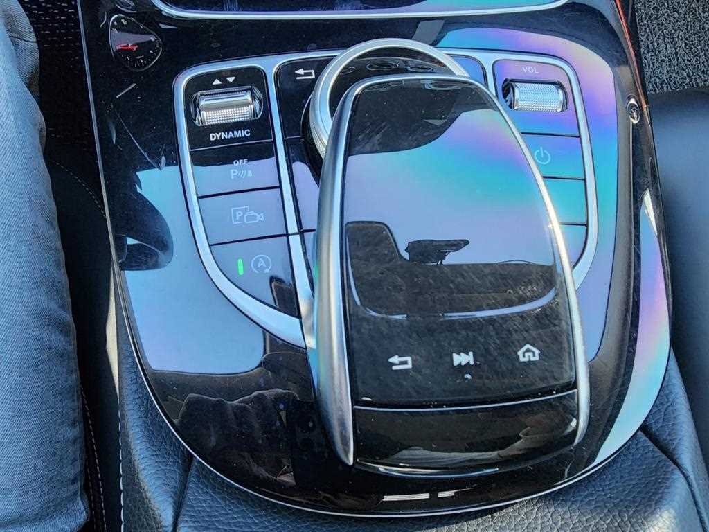 Mercedes Benz E class - Vista 12