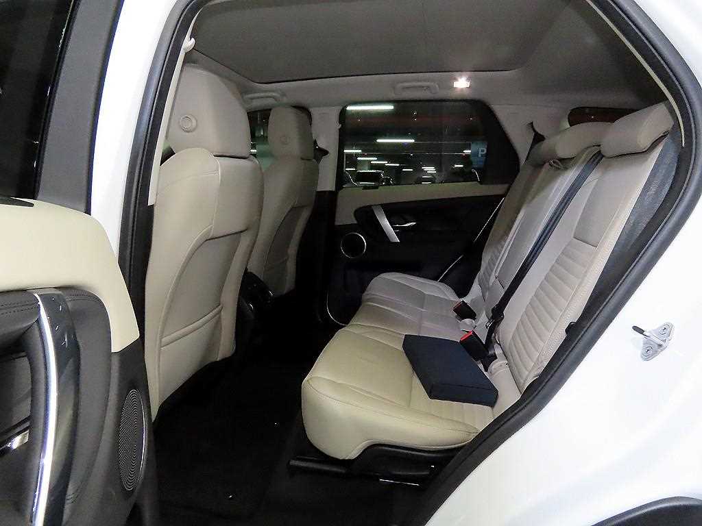 Land Rover Discovery Sports - Vista 7