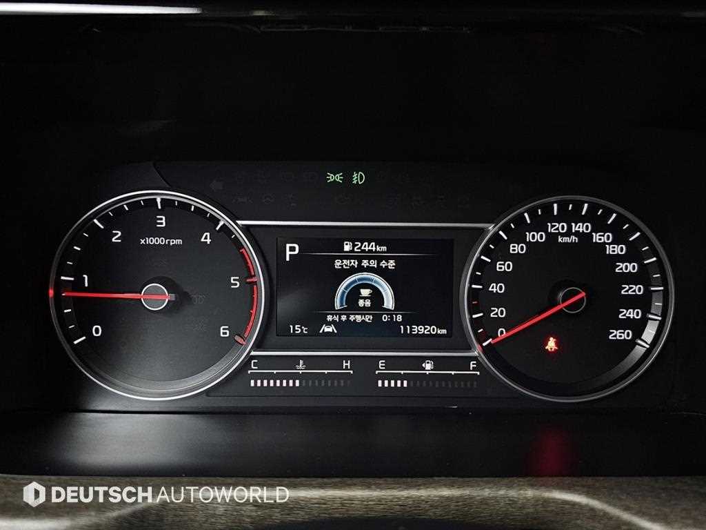 KIA Sorento - Vista 8