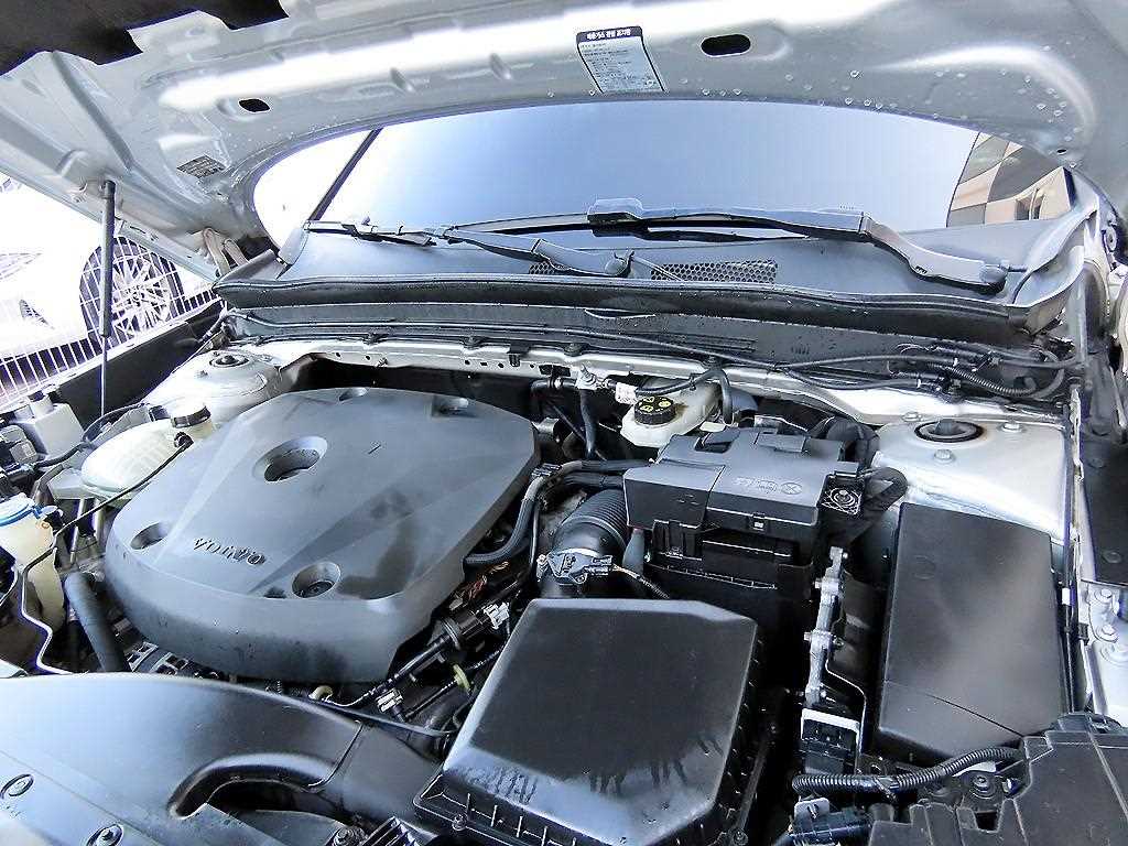 Volvo XC40 2019 Gris - Importación desde Corea - HF Imports Iquique - Foto 19