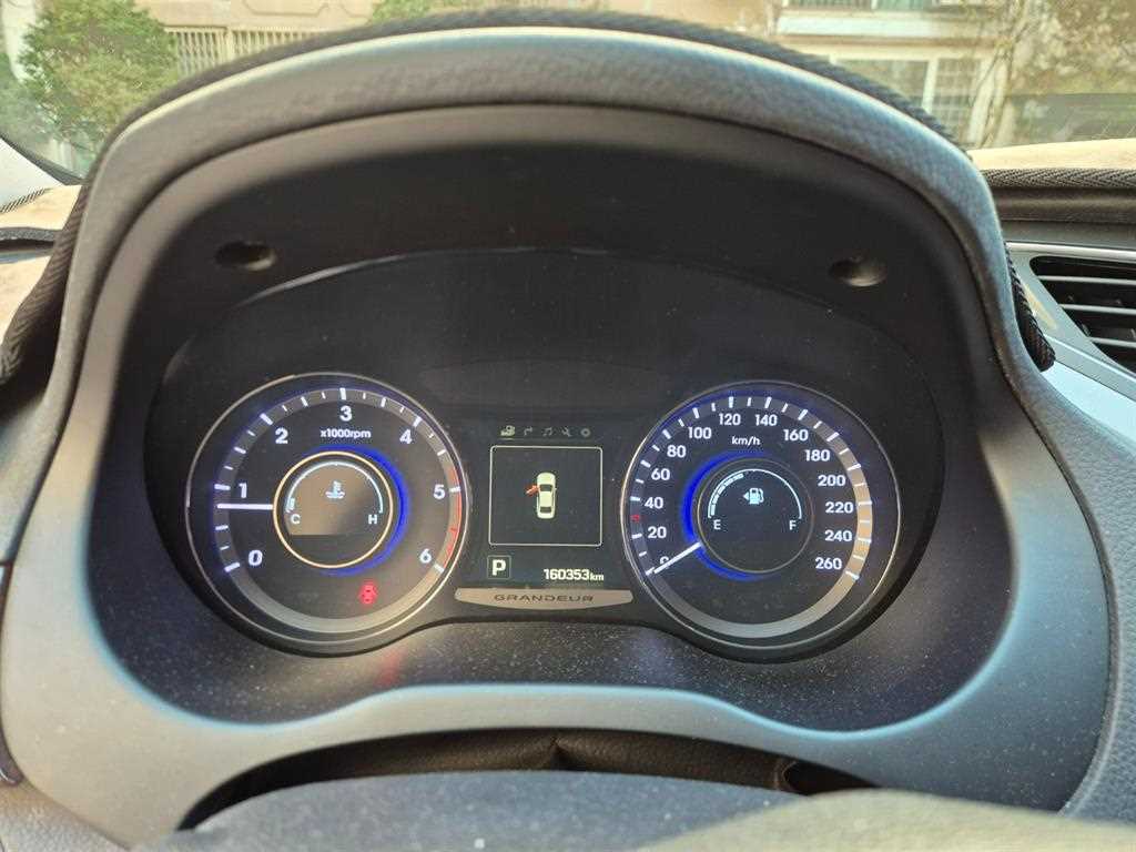 HYUNDAI Grandeur - Vista 6