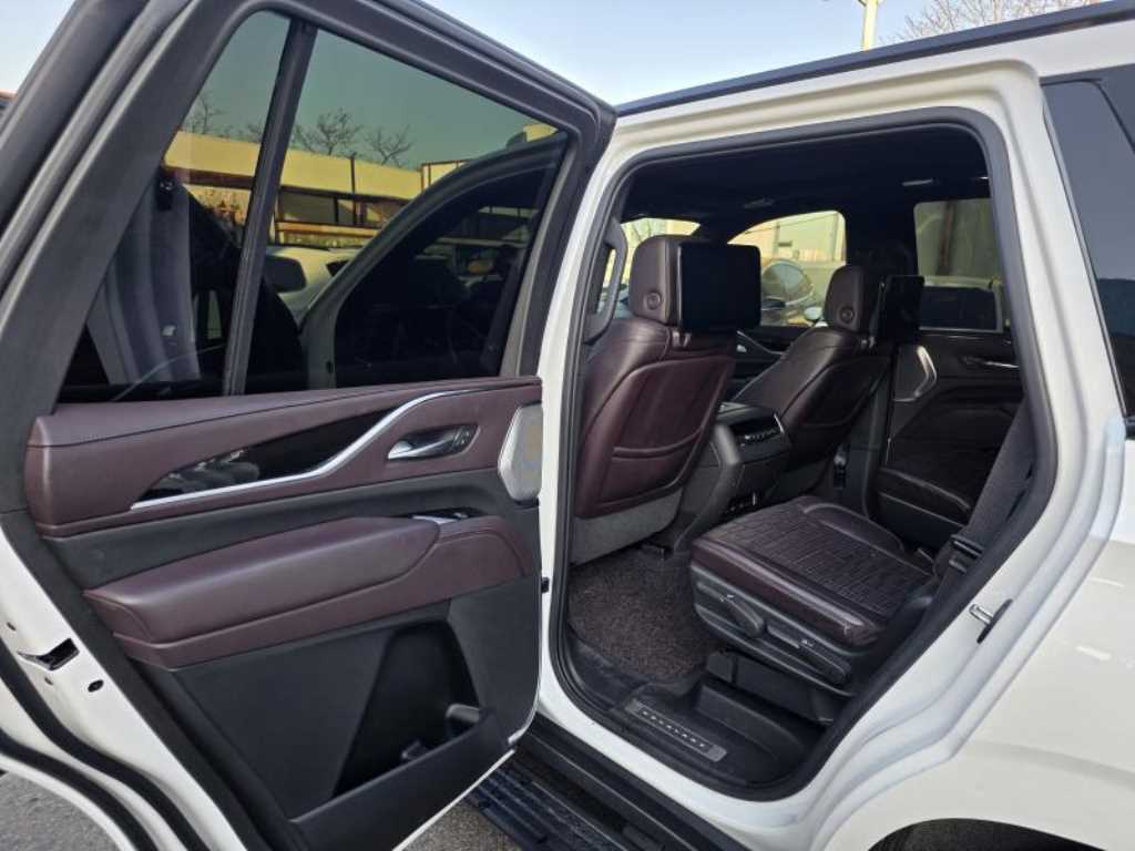 Cadillac Escalade - Vista 6