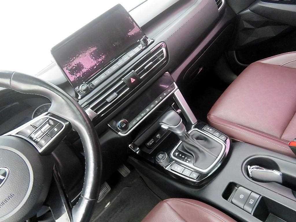 KIA Seltos - Vista 11