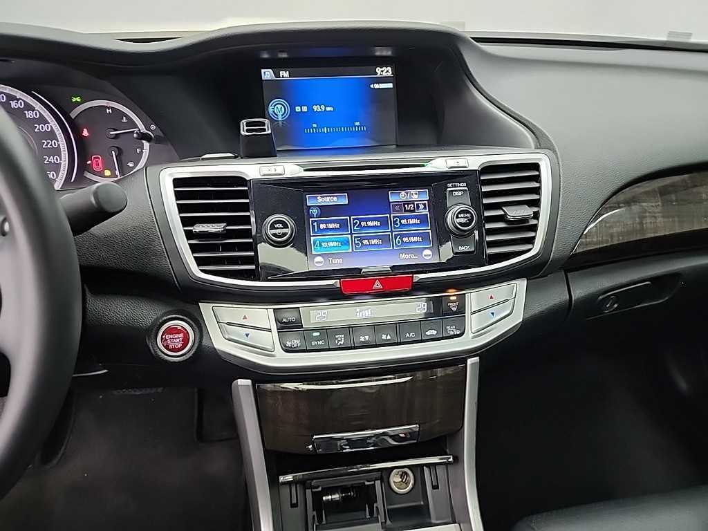 Honda Accord - Vista 10