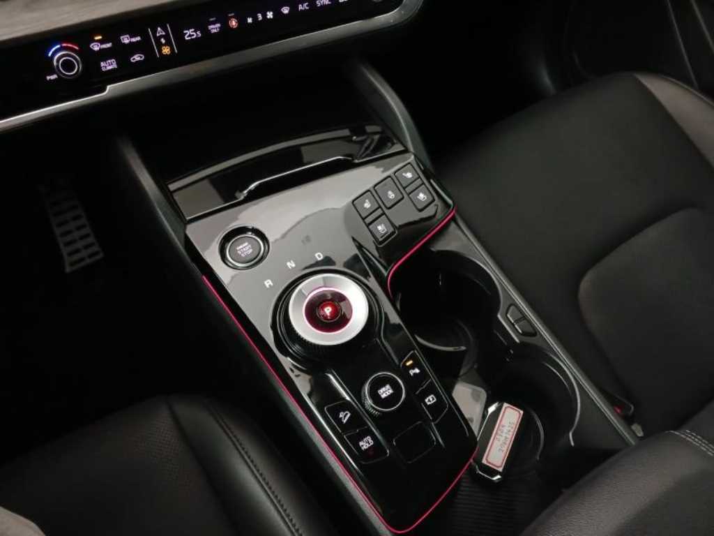 KIA Sportage - Vista 11