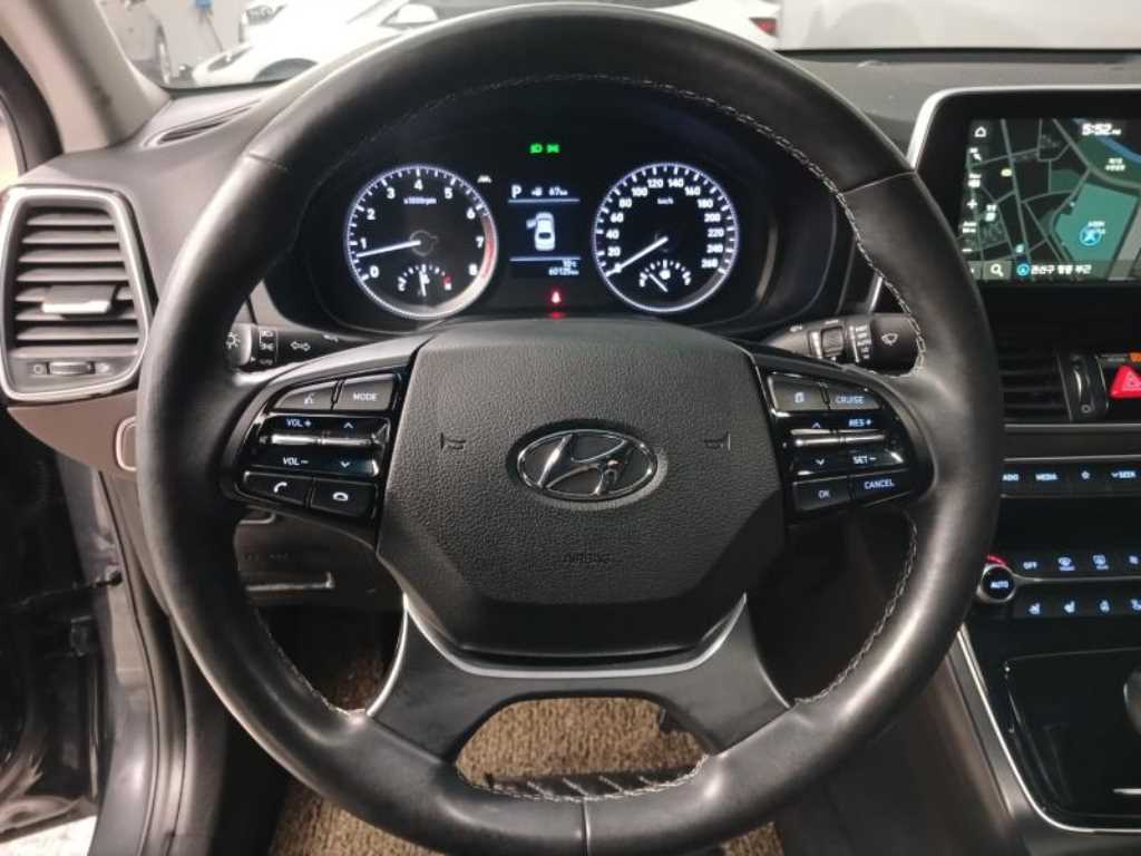 HYUNDAI Grandeur - Vista 11