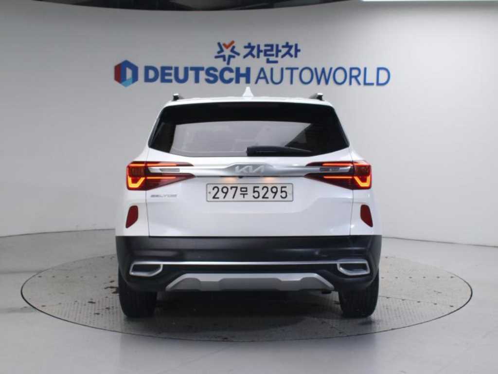 KIA Seltos - Vista 4