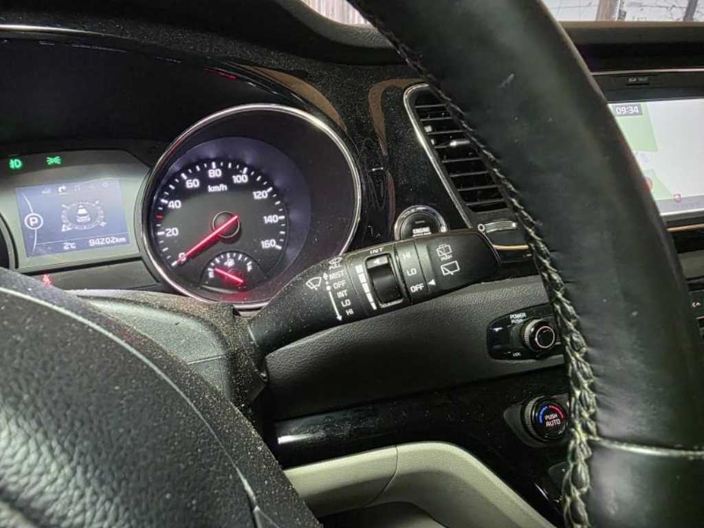 KIA Carnival 2018 Blanco - Importación desde Corea - HF Imports Iquique - Foto 13