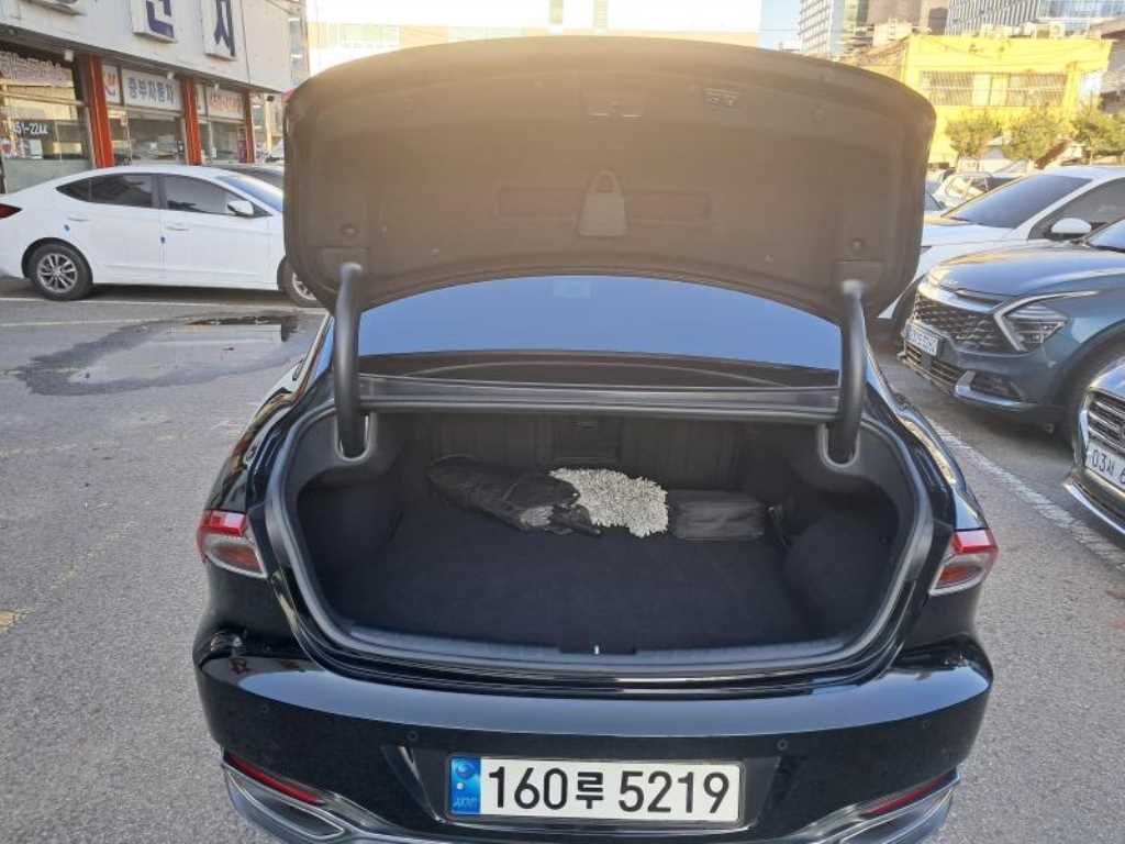 HYUNDAI Grandeur 2022 Negro - Importación desde Corea - HF Imports Iquique - Foto 17