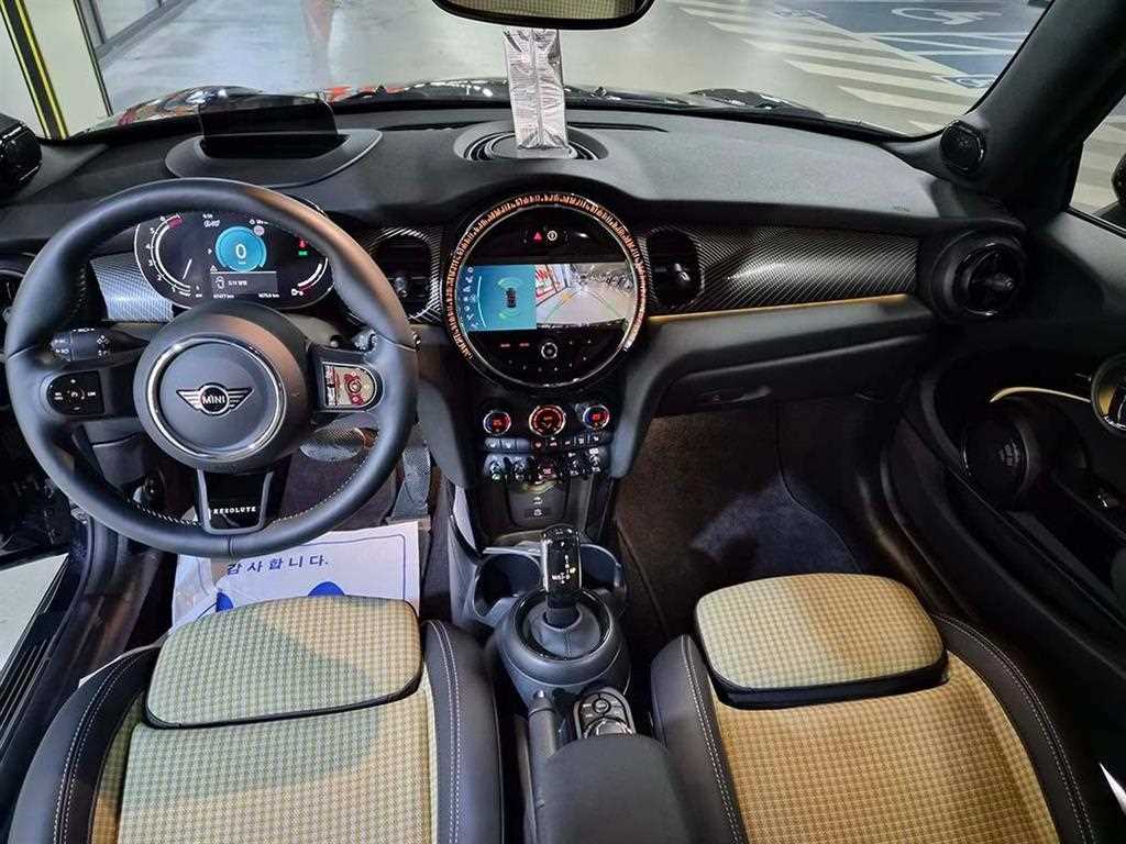 Mini Cooper Convertible - Vista 8