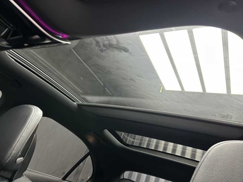 Mercedes Benz C Class - Vista 11