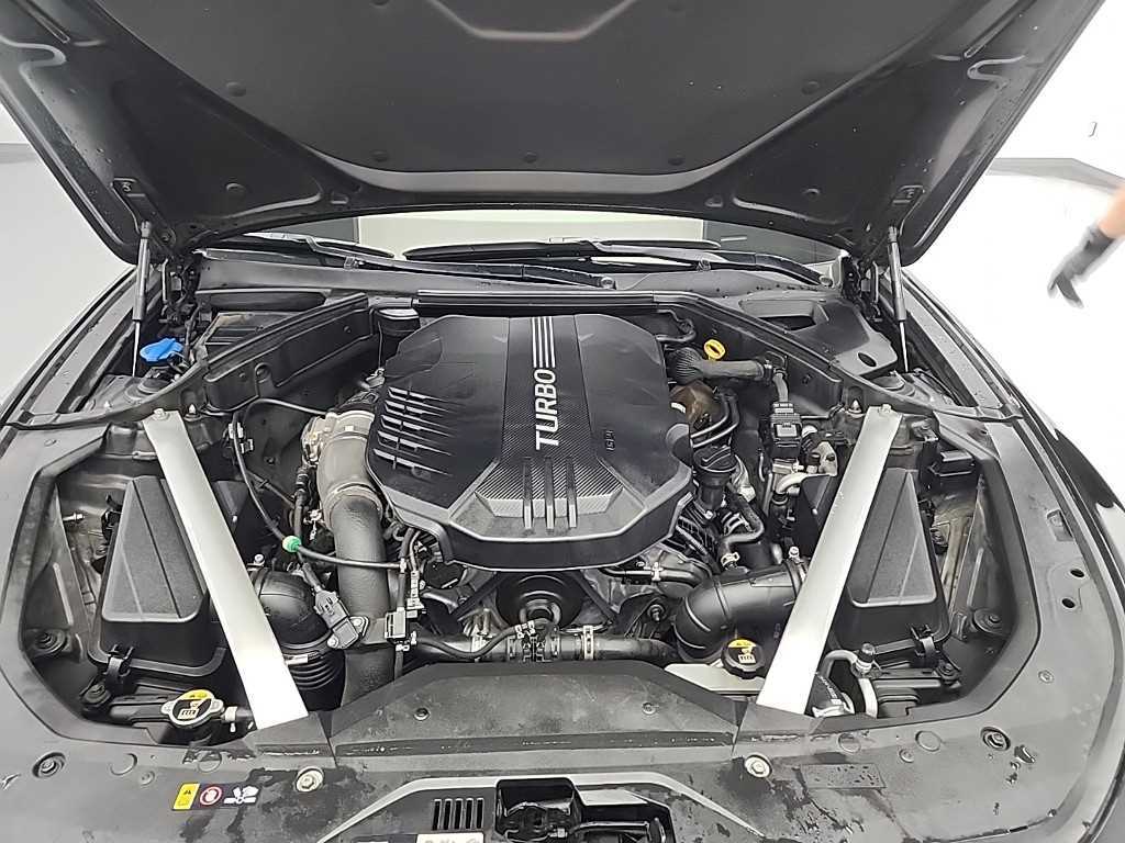 Genesis G70 - Vista 5