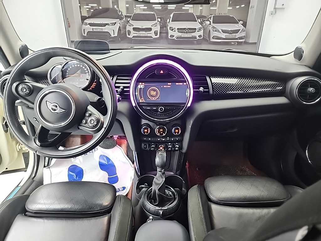 Mini Cooper - Vista 7