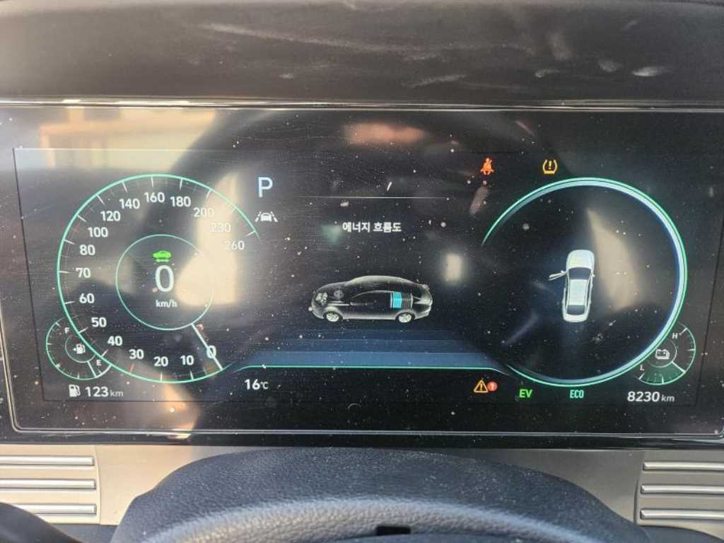 HYUNDAI Grandeur - Vista 10