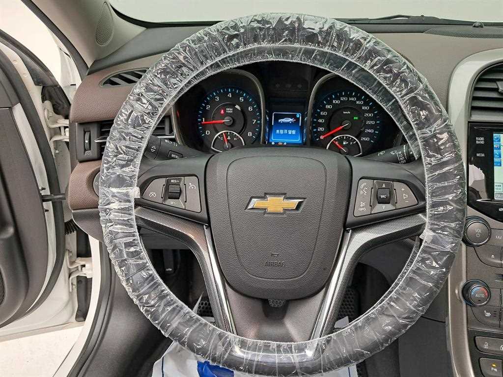 Chevrolet Malibu - Vista 7