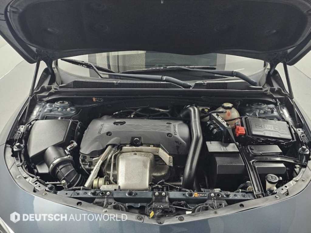 Chevrolet Malibu - Vista 6