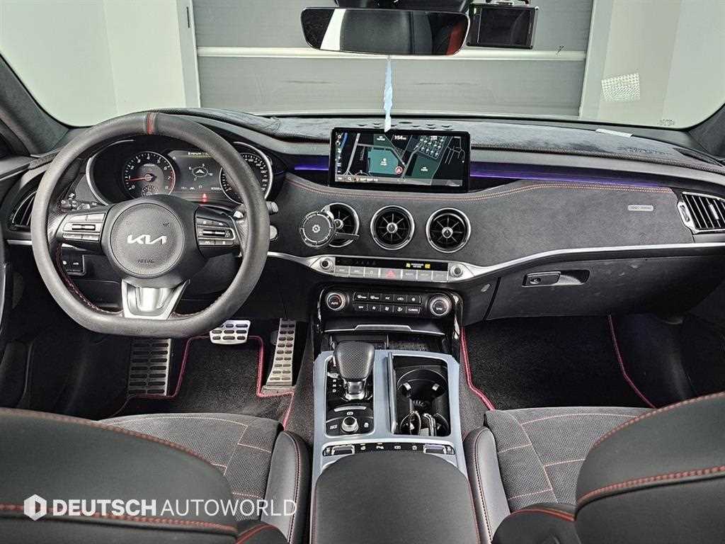 KIA Stinger - Vista 7