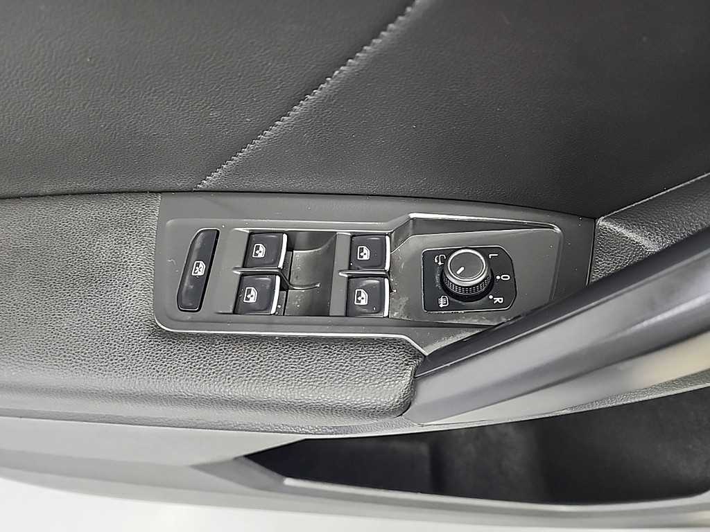 Volkswagen Tiguan 2022 Plateado - Importación desde Corea - HF Imports Iquique - Foto 17