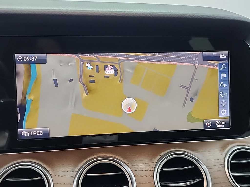 Mercedes Benz E class 2018 Blanco - Importación desde Corea - HF Imports Iquique - Foto 15