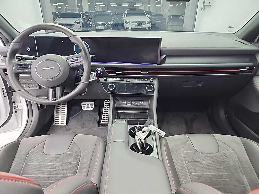 HYUNDAI Sonata - Vista 7