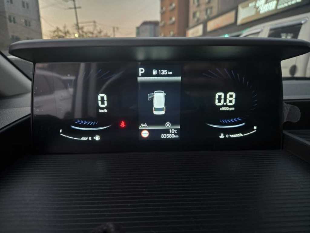 HYUNDAI Staria - Vista 4