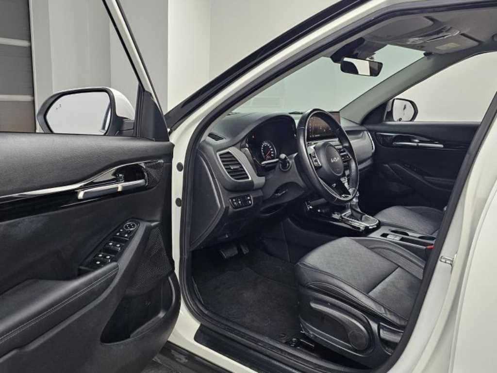 KIA Seltos - Vista 11