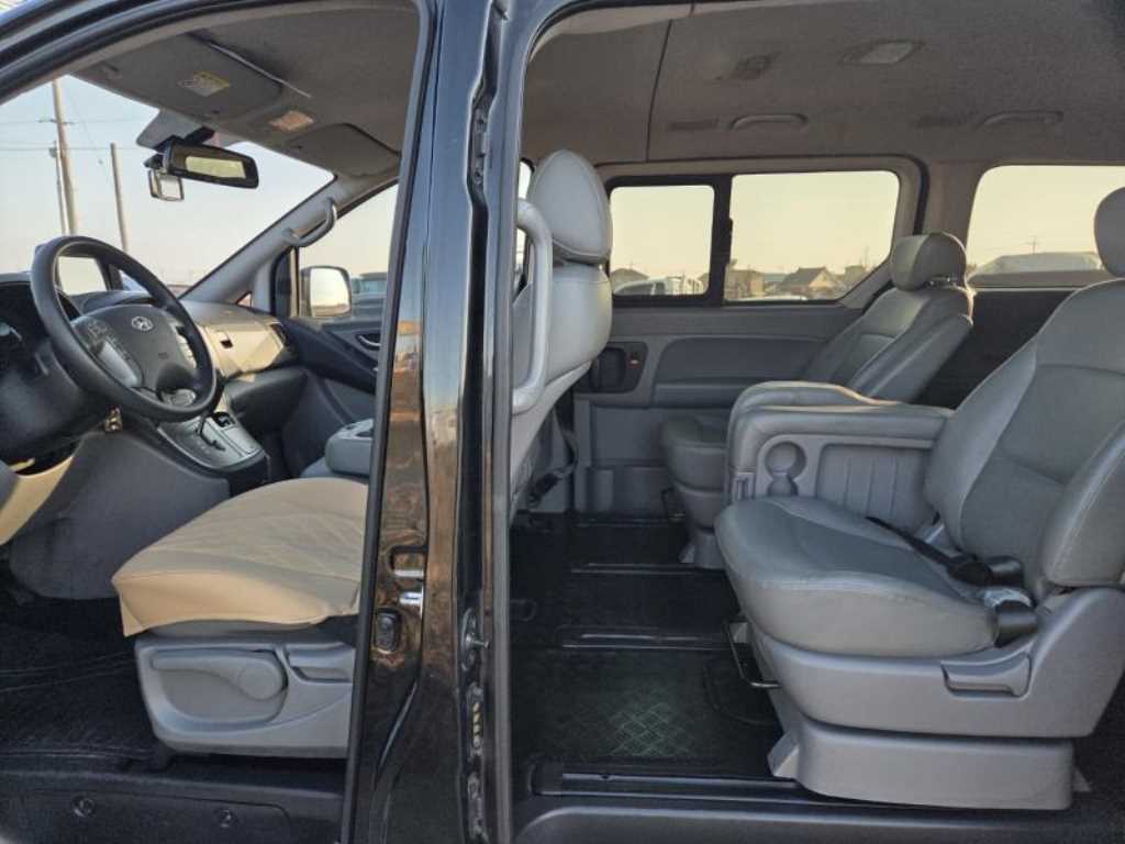 HYUNDAI Starex 2012 - Importación desde Corea - HF Imports Iquique - Foto 18