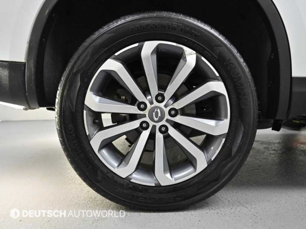 SAMSUNG QM6 - Vista 5