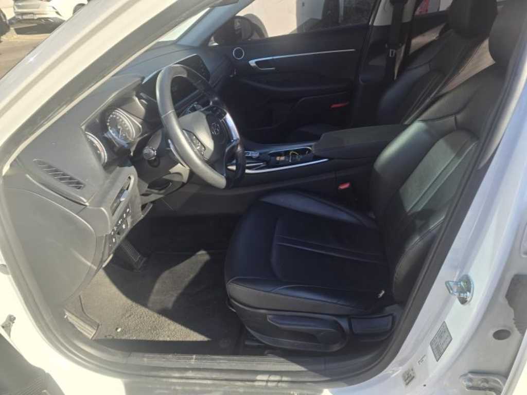 HYUNDAI Sonata - Vista 6