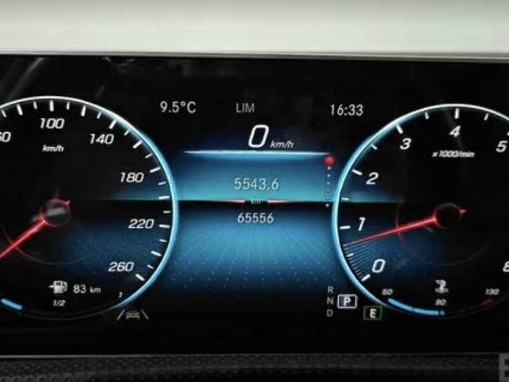 Mercedes Benz CLA Class - Vista 8