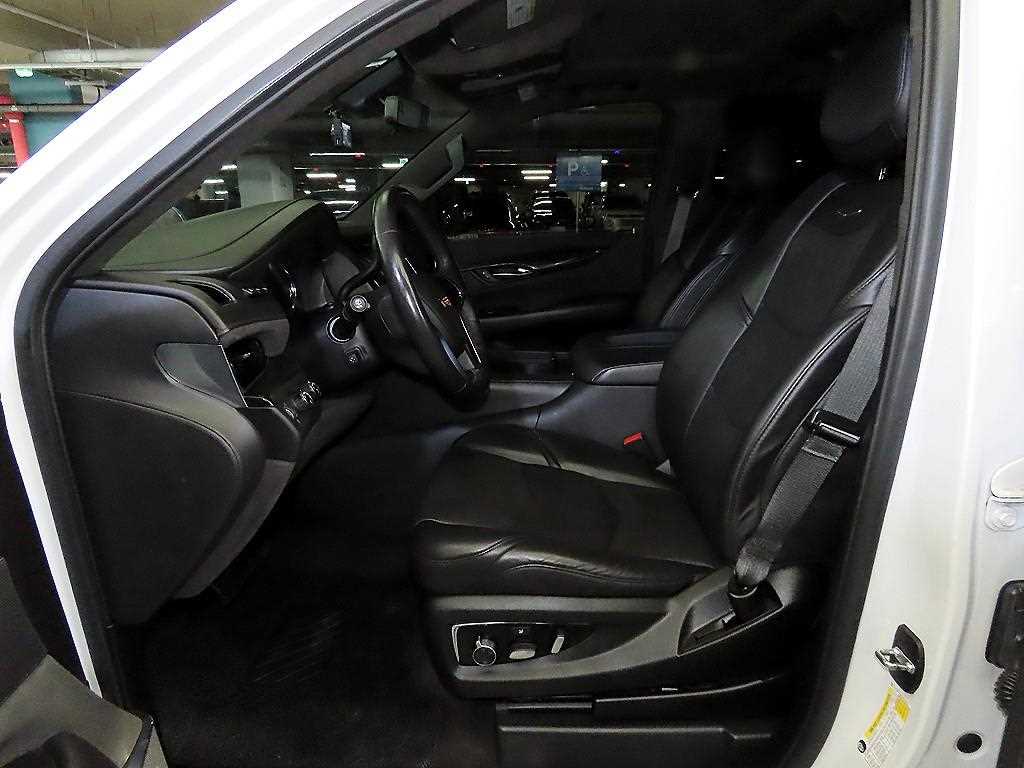 Cadillac Escalade - Vista 6