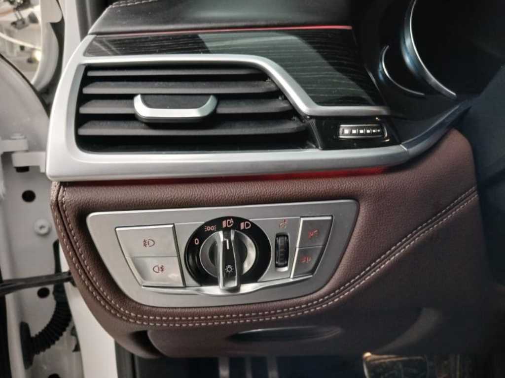 BMW 7 Series 2019 Blanco - Importación desde Corea - HF Imports Iquique - Foto 15