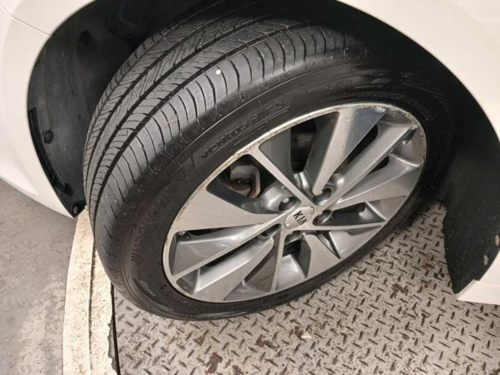 KIA K5 2018 Blanco - Importación desde Corea - HF Imports Iquique - Foto 20