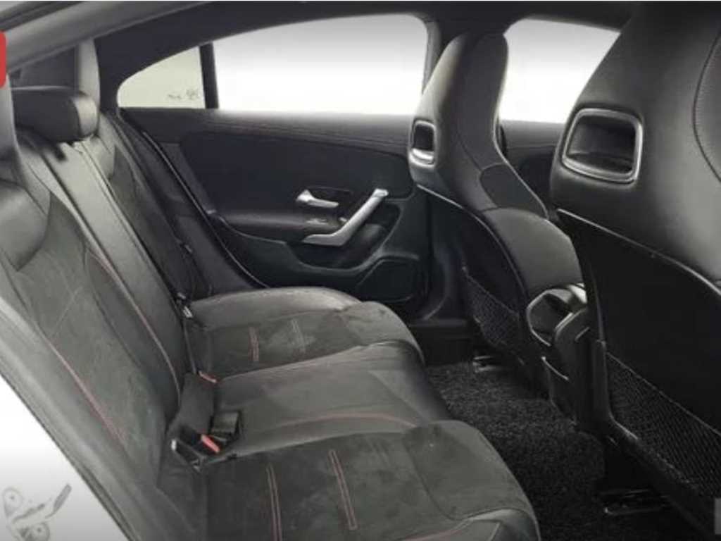 Mercedes Benz CLA Class - Vista 12