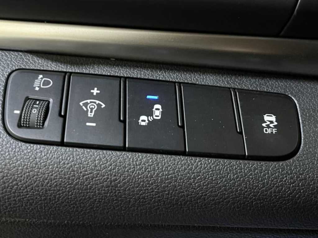 HYUNDAI Avante 2019 Blanco - Importación desde Corea - HF Imports Iquique - Foto 13