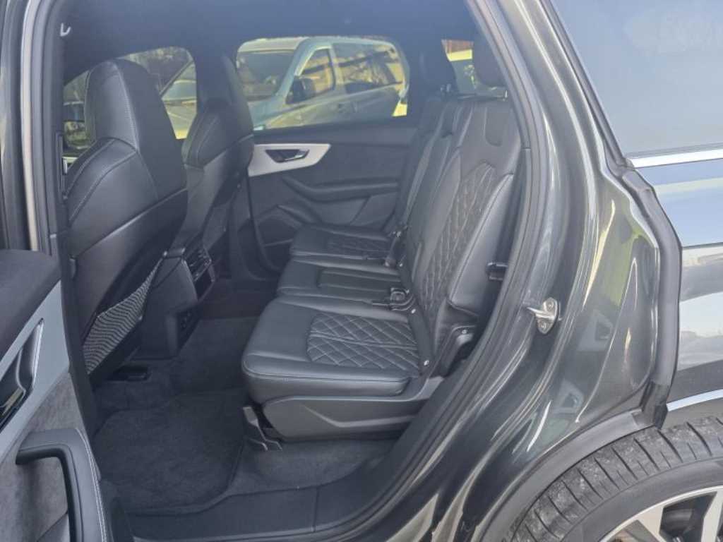 Audi Q7 - Vista 9