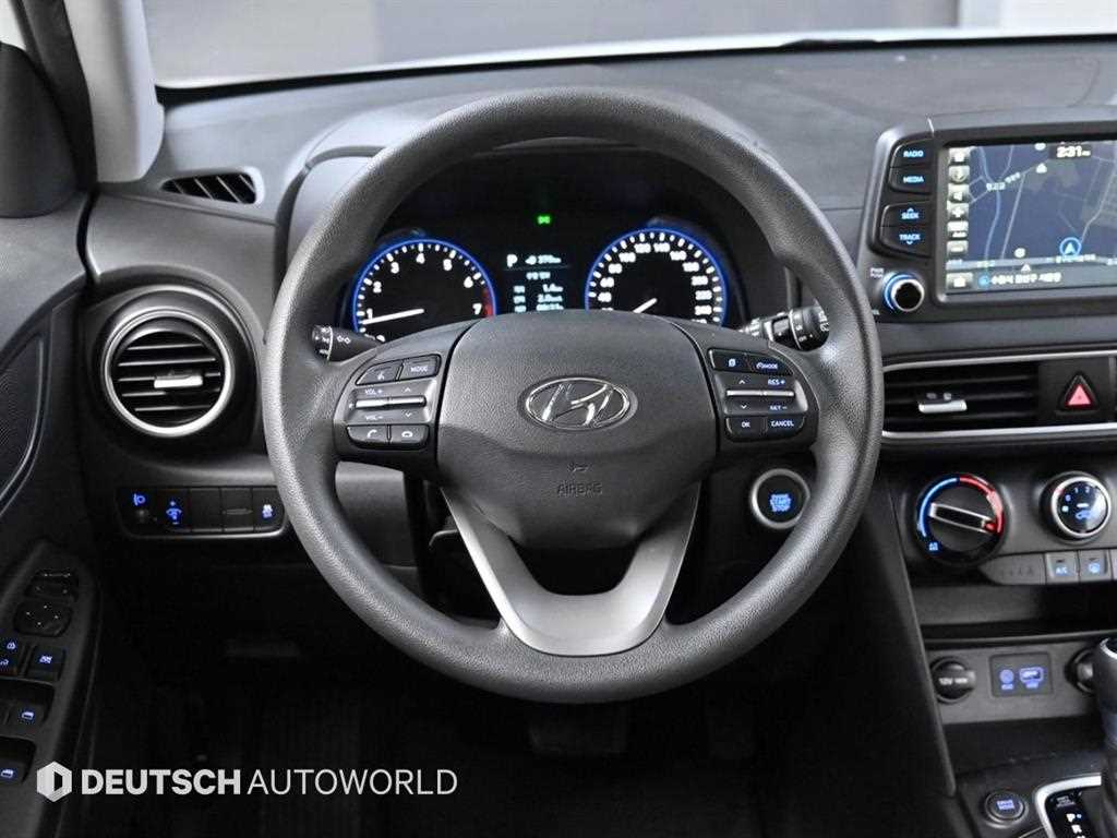 HYUNDAI Kona - Vista 11