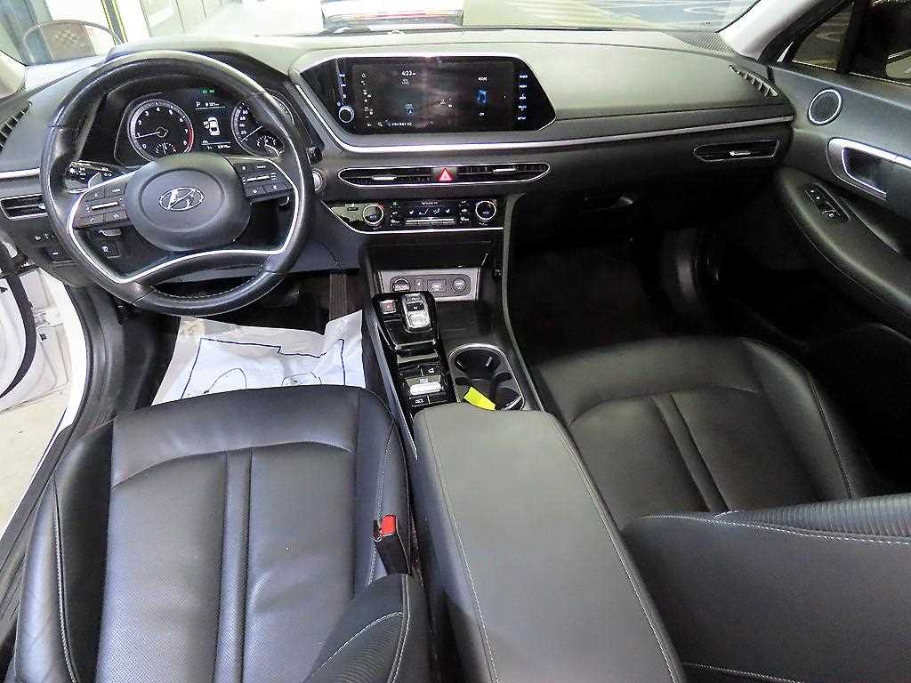 HYUNDAI Sonata - Vista 10