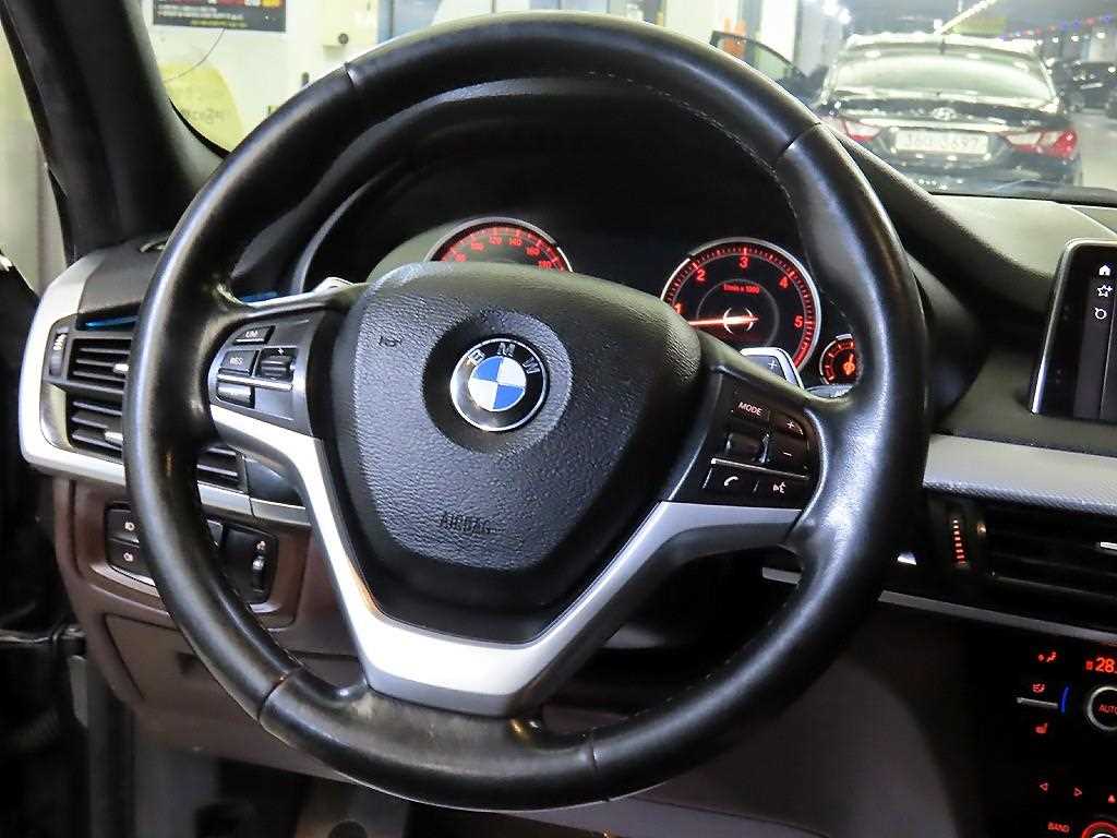 BMW X5 - Vista 8