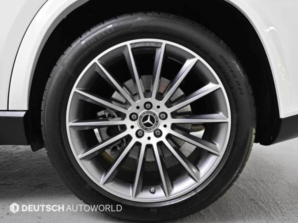 Mercedes Benz GLE Class - Vista 5