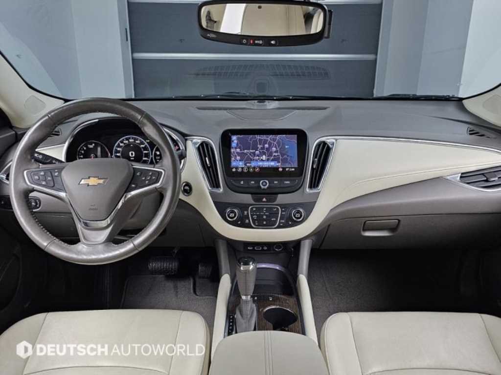 Chevrolet Malibu - Vista 7