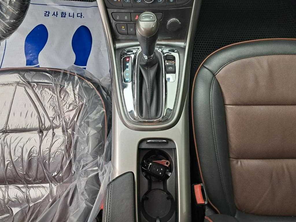 Chevrolet Malibu 2015 Blanco - Importación desde Corea - HF Imports Iquique - Foto 14