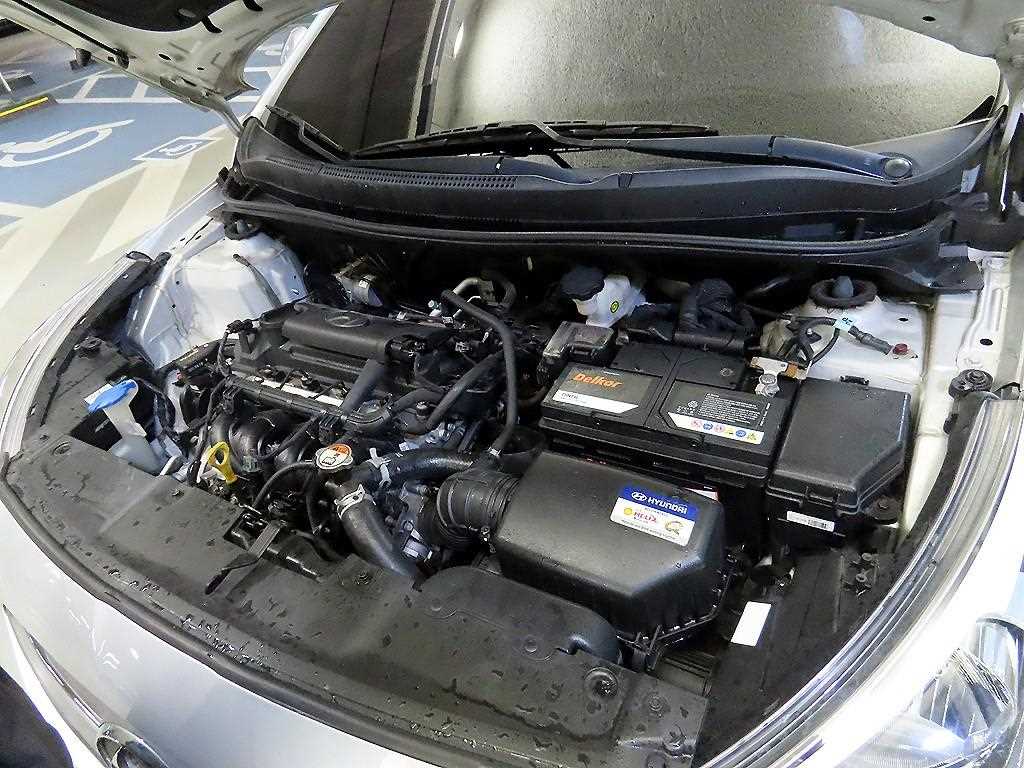 HYUNDAI Accent 2017 Gris - Importación desde Corea - HF Imports Iquique - Foto 18