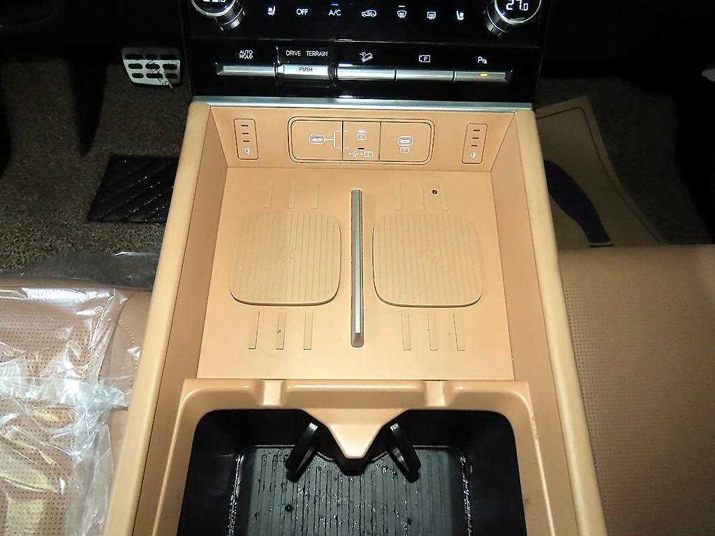 HYUNDAI Santa Fe - Vista 12