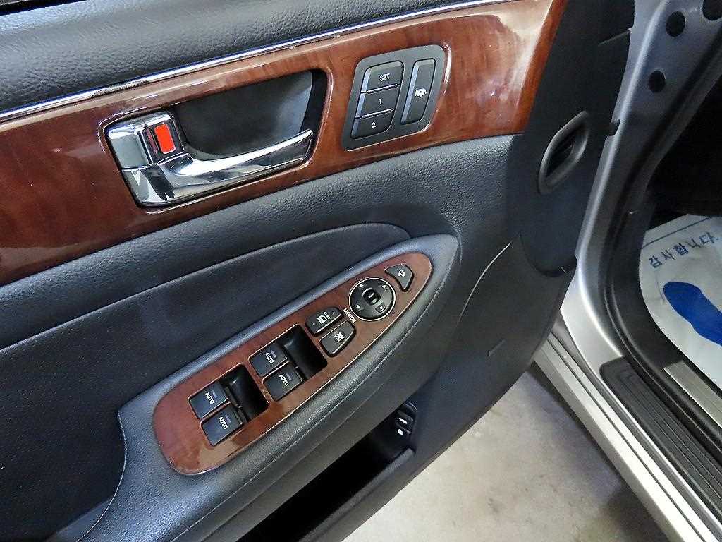 HYUNDAI Genesis 2008 Gris - Importación desde Corea - HF Imports Iquique - Foto 13